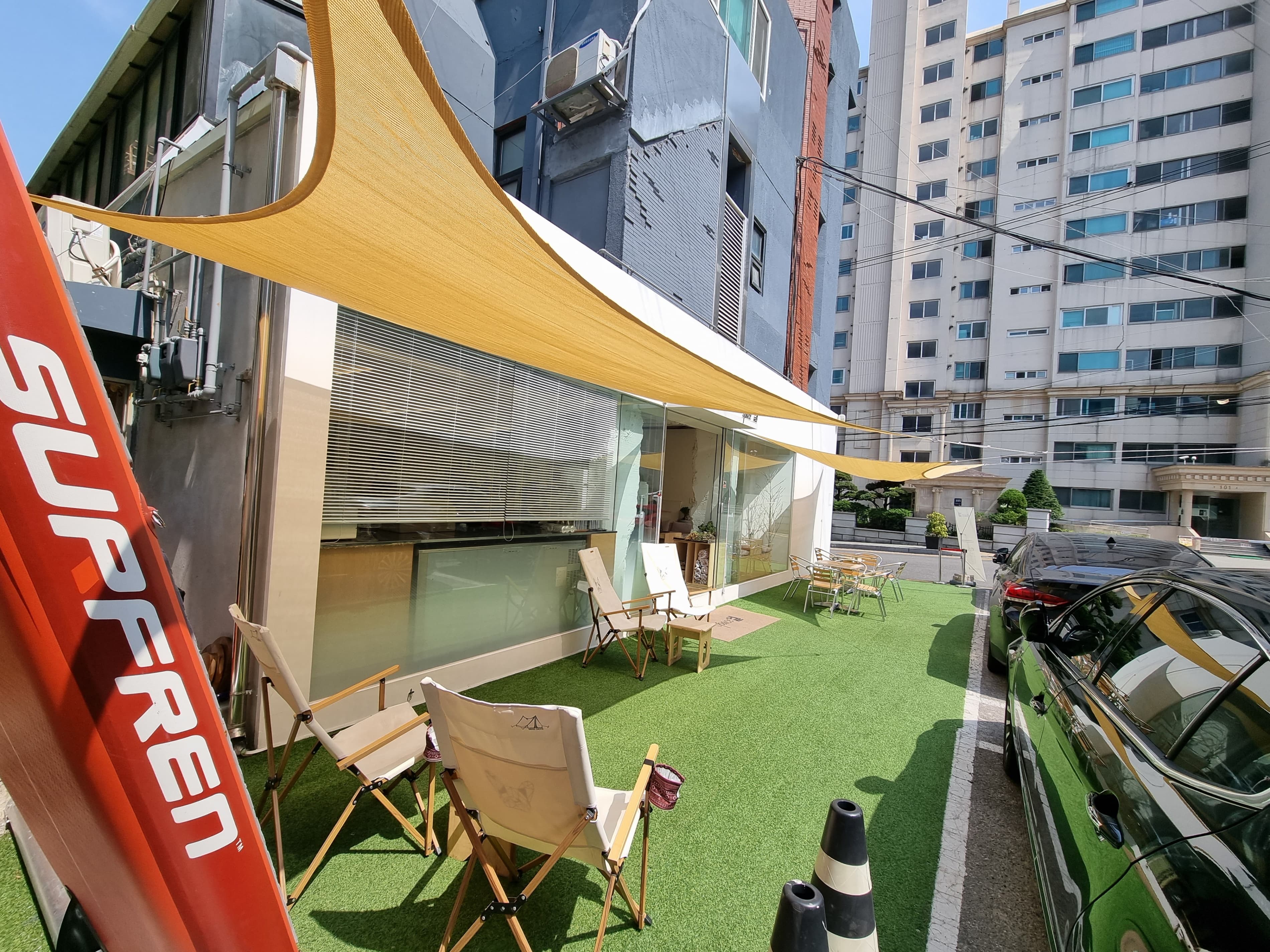 Space-L Caffe Interior 3